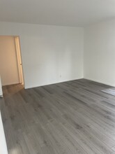 2295 Orange Ave in Costa Mesa, CA - Building Photo - Building Photo