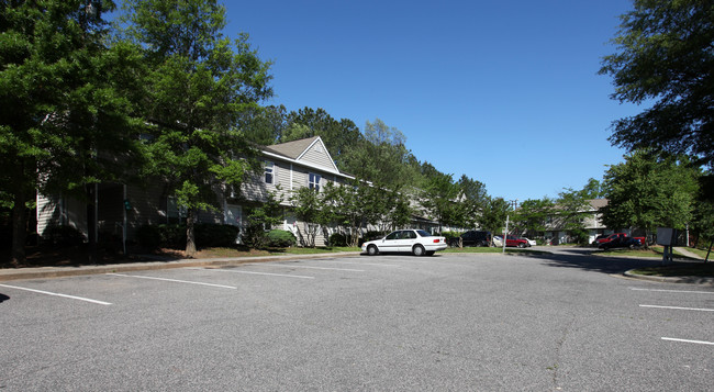 Edgemont Elms Townhomes in Durham, NC - Foto de edificio - Building Photo