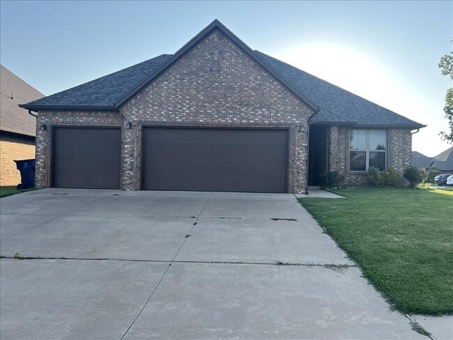 12009 Williamson Farms Blvd in Oklahoma City, OK - Building Photo - Building Photo
