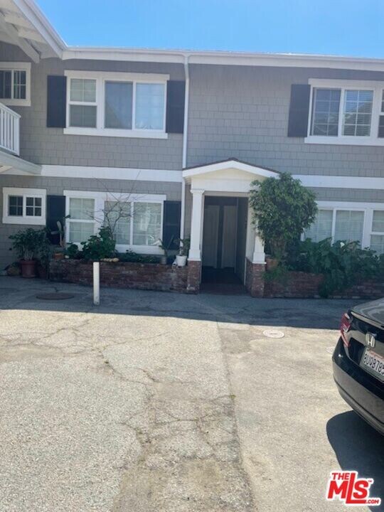 22860 Pacific Coast Hwy in Malibu, CA - Building Photo