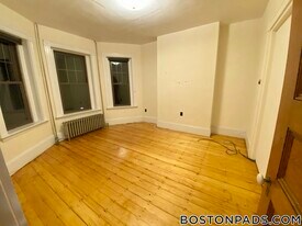 174 St Alphonsus St, Unit 2 in Boston, MA - Building Photo