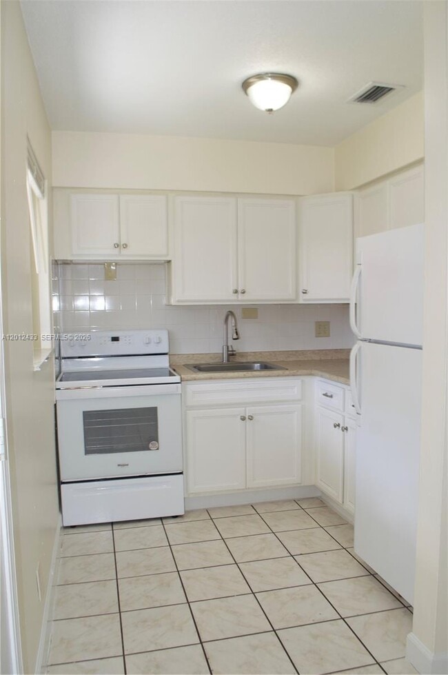 701 SW 15th Ave