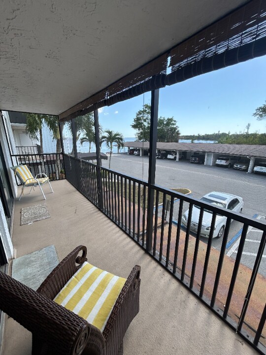 3490 N Key Dr in North Fort Myers, FL - Building Photo