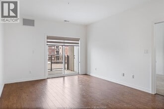 1888 Westview 207 in Lasalle, ON - Building Photo - Building Photo