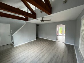 12208 Ridge Crest Dr in Louisville, KY - Building Photo - Building Photo