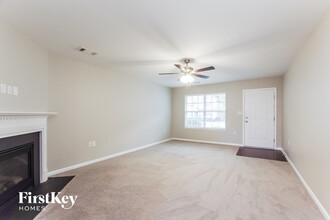 4816 Manchineel Ln in Monroe, NC - Foto de edificio - Building Photo