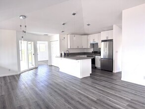 69 Nalani St in Hilo, HI - Building Photo - Building Photo