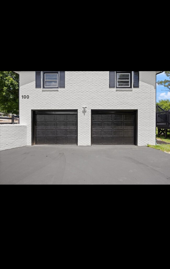 100 N Brookhaven Dr in Somerset, KY - Building Photo - Building Photo