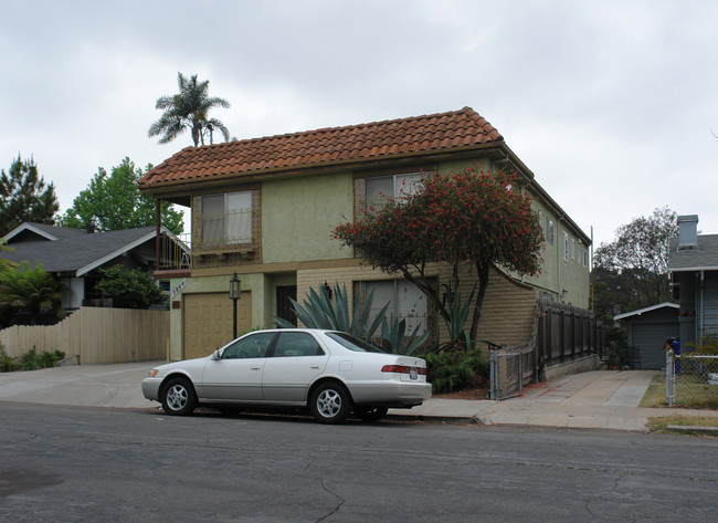 3960 Hawk St in San Diego, CA - Building Photo - Building Photo