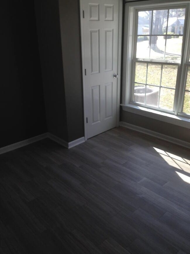 214 Charlton St in Glennville, GA - Building Photo - Building Photo