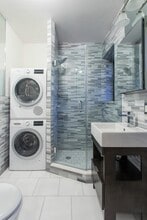 1590 Lexington Ave, Unit 11 in New York, NY - Building Photo - Building Photo