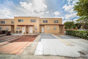 1780 W 56th Terrace in Hialeah, FL - Building Photo