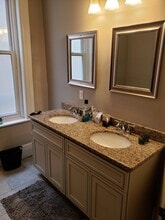 1705 W Montgomery Ave in Philadelphia, PA - Foto de edificio - Building Photo