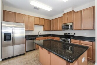 9026 41st St E in Parrish, FL - Building Photo - Building Photo