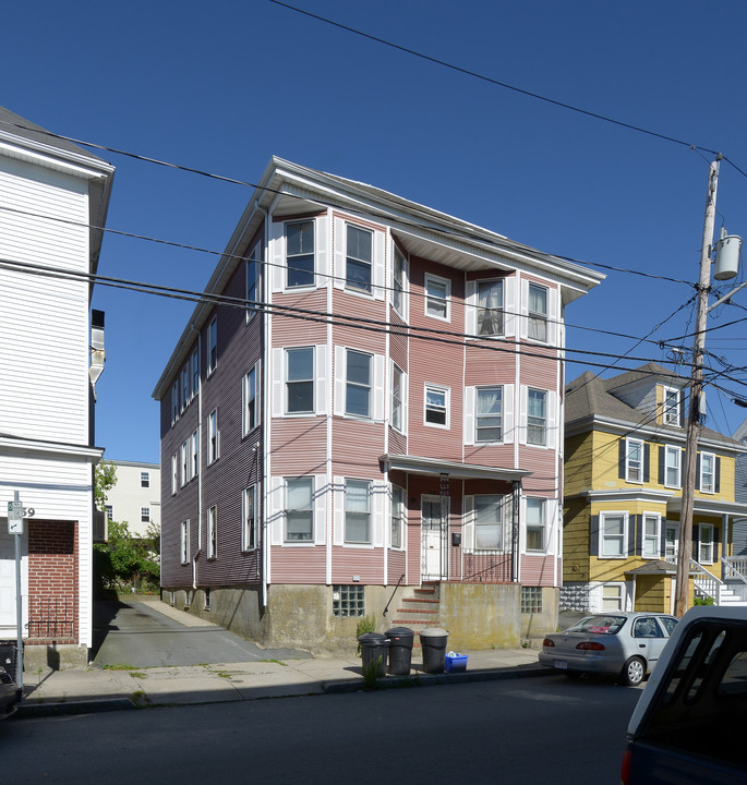 361 N Front St in New Bedford, MA - Building Photo