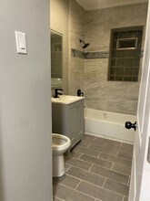 6840 S Calumet Ave in Chicago, IL - Building Photo - Building Photo