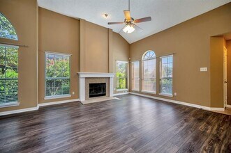 43 Alamosa Dr in Roanoke, TX - Building Photo - Building Photo