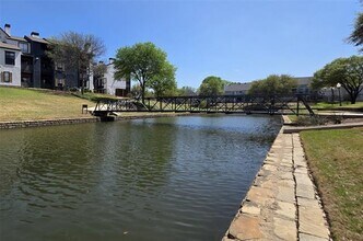 701 Canal St in Irving, TX - Building Photo - Building Photo