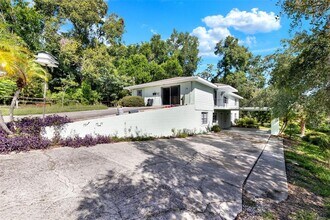 75 Sunnyside Dr in Clermont, FL - Building Photo - Building Photo