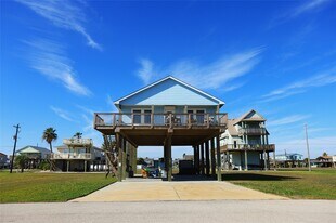 131 Pieces of 8 in Freeport, TX - Building Photo