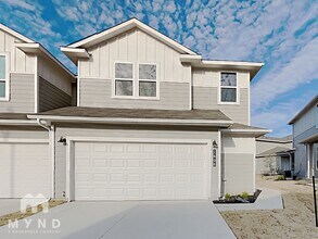 1606 Roseburg Dr in Austin, TX - Building Photo - Building Photo