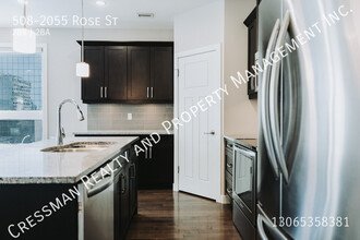 2055-2055 Rose St in Regina, SK - Building Photo - Building Photo