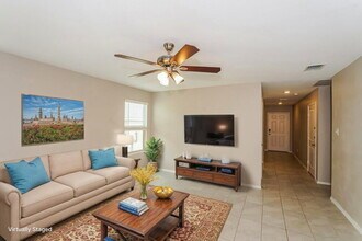 360 Sun Bluff Rd in Haslet, TX - Foto de edificio - Building Photo