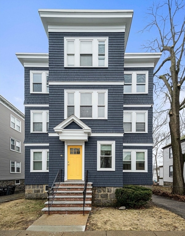 property at 46 Astoria St