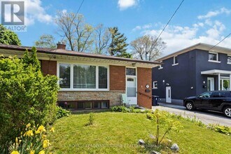 143 Rodda Blvd in Toronto, ON - Building Photo - Building Photo