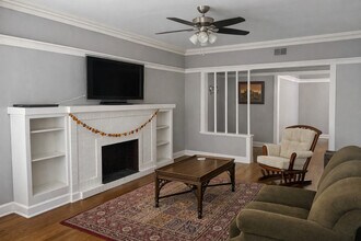 6656 N Newgard Ave in Chicago, IL - Building Photo - Building Photo