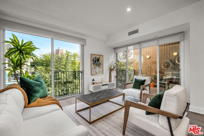 property at 855 Croft Ave