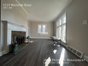 5219 Mayview Rd in Lyndhurst, OH - Building Photo - Building Photo