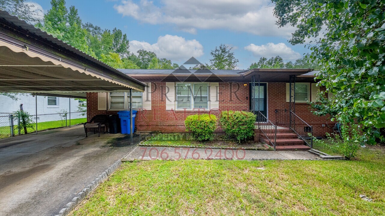 4526 Sentry St in Columbus, GA - Foto de edificio
