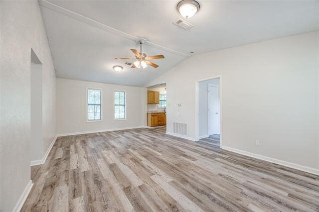 1509 Mitchell Dr in Bonham, TX - Building Photo - Building Photo