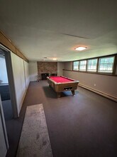 8 Dogwood Ln in Norwich, CT - Building Photo - Building Photo