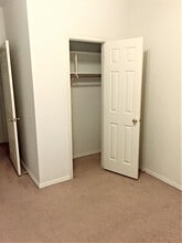 1774 N Gregg Ave, Unit 4 in Fayetteville, AR - Building Photo - Building Photo