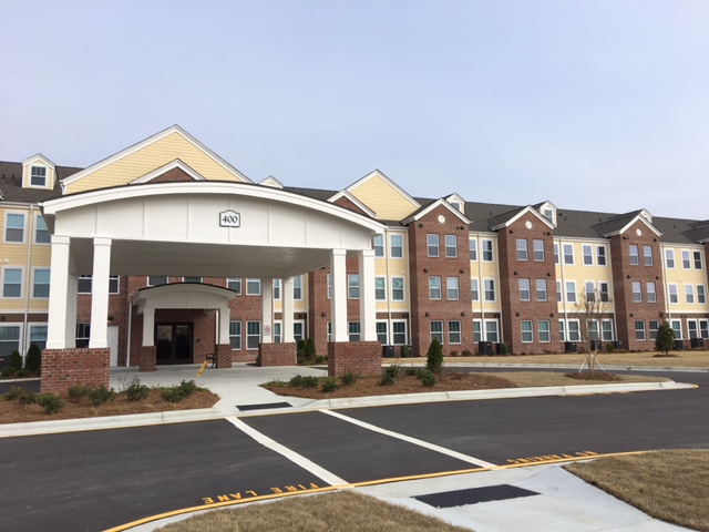 The Grande at Granite Falls-Senior 62+ years in Rolesville, NC - Foto de edificio