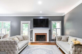 304 Bridle Path in Marietta, GA - Building Photo - Building Photo