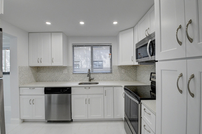 property at 15090 Ashland Pl