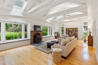 229 Fairhaven Hill Rd in Concord, MA - Building Photo - Building Photo