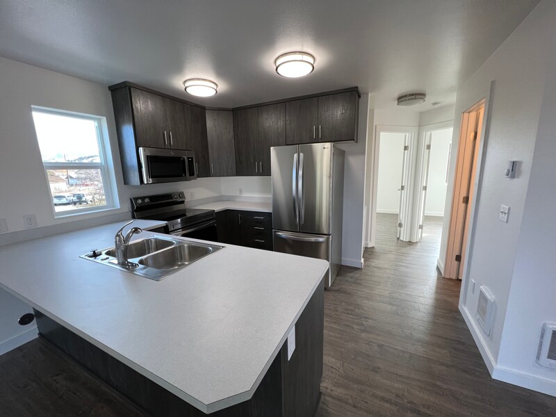 115 13th Ave W-Unit -C in Polson, MT - Building Photo