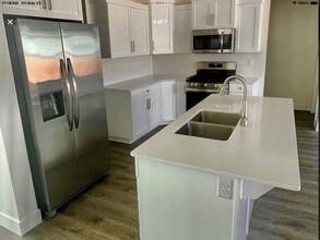 2383 E Capone Ln in Saint George, UT - Building Photo - Building Photo