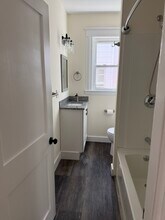 14 Porter St, Unit 1F in Salem, MA - Building Photo - Building Photo