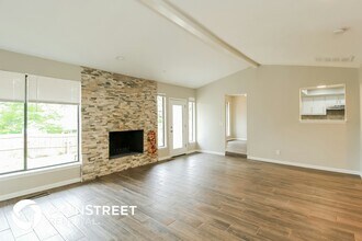 2133 Running Branch Rd in Edmond, OK - Building Photo - Building Photo