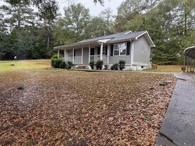 83 Armstead Dr in Stockbridge, GA - Building Photo