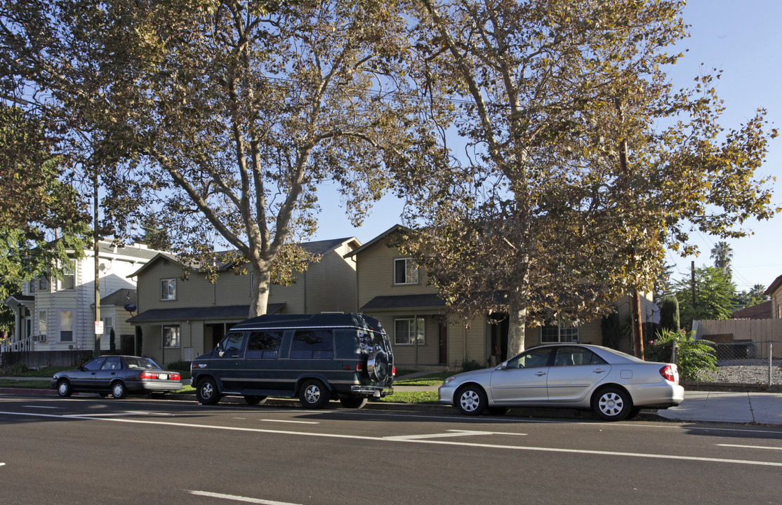 80-86 N 11th St in San Jose, CA - Foto de edificio