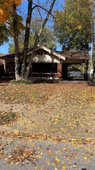 1980 Snowden Ave in Memphis, TN - Building Photo