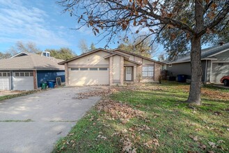 13009 Garfield Ln in Austin, TX - Building Photo - Building Photo