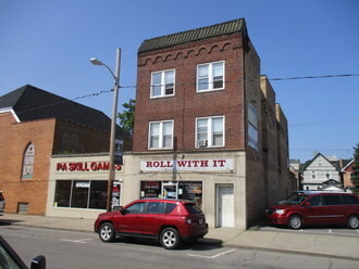909 Merchant St in Ambridge, PA - Building Photo