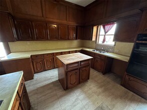 2324 Gentry St in Houston, TX - Building Photo - Building Photo